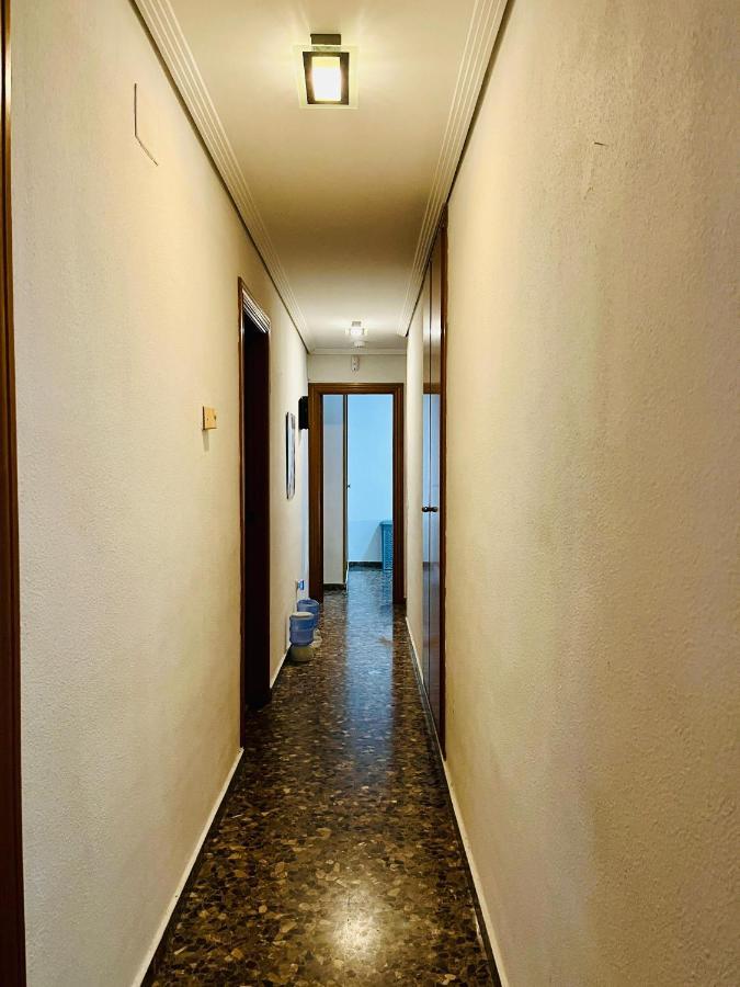 דירות Apartamento Compartido Con Vista Al Puerto ולנסיה מראה חיצוני תמונה