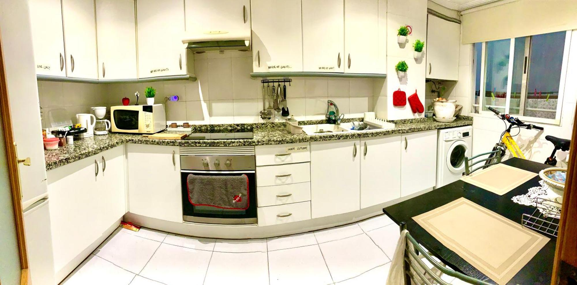 דירות Apartamento Compartido Con Vista Al Puerto ולנסיה מראה חיצוני תמונה